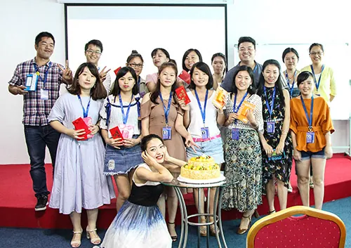 创新佳员工生日会&amp;周年庆丨盛夏之星，温馨相聚